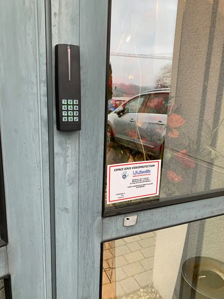 code badge entrepot